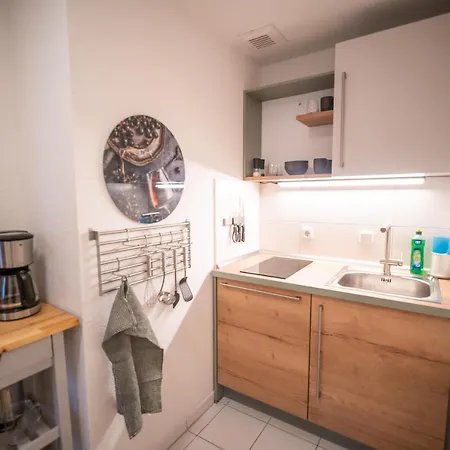 Rr - Cozy - Parking - Kitchen - Wifi 아파트 *