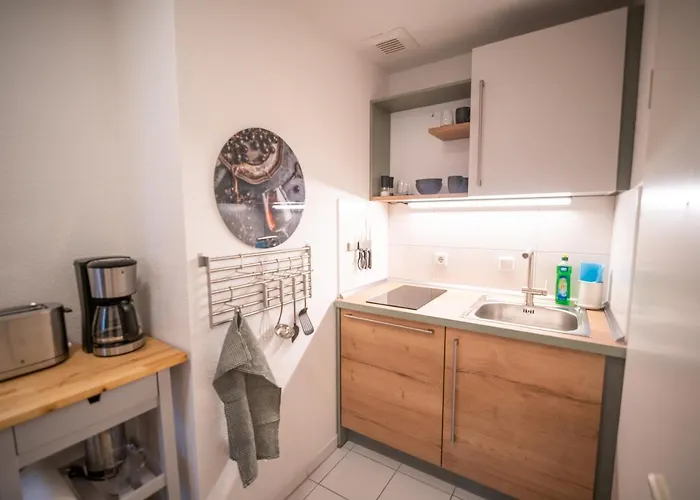 Rr - Cozy - Parking - Kitchen - Wifi شقة *